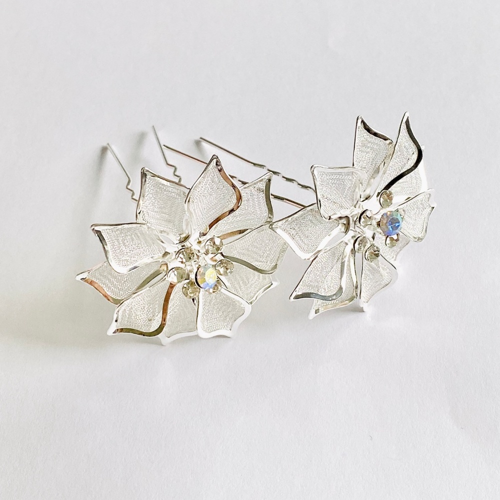 Delicate Floral Crystal Mesh Hair Pins  Set of 2 - Picture 4 of 6